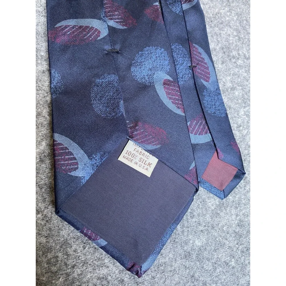 VTG Yves Saint Laurent Navy 100% Silk Necktie USA Abstract Dark Academia 80s 90s
